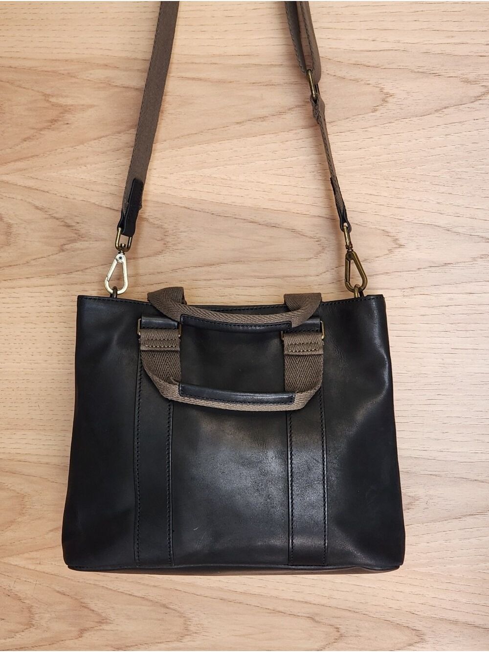 FEED PROJECTS BLACK LEATHER CONVERTIBLE CROSSBODY WORK BAG OLIVE GREEN WEBBING